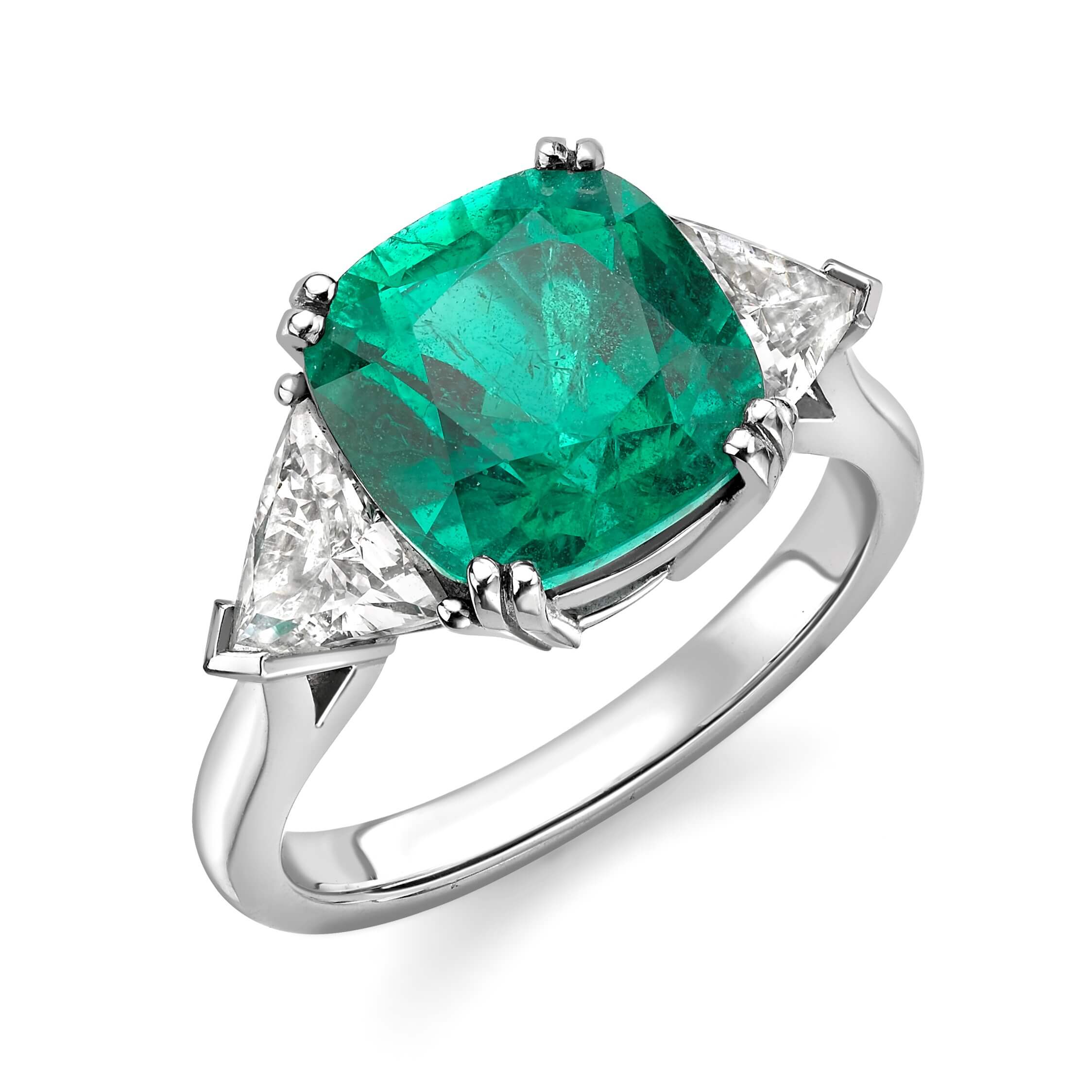 Zambian emerald and diamond ring - The Diamond Trust